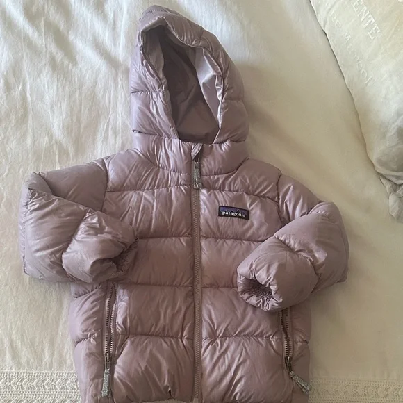 Patagonia Lilac Puffer Jacket - Picture 1 of 2